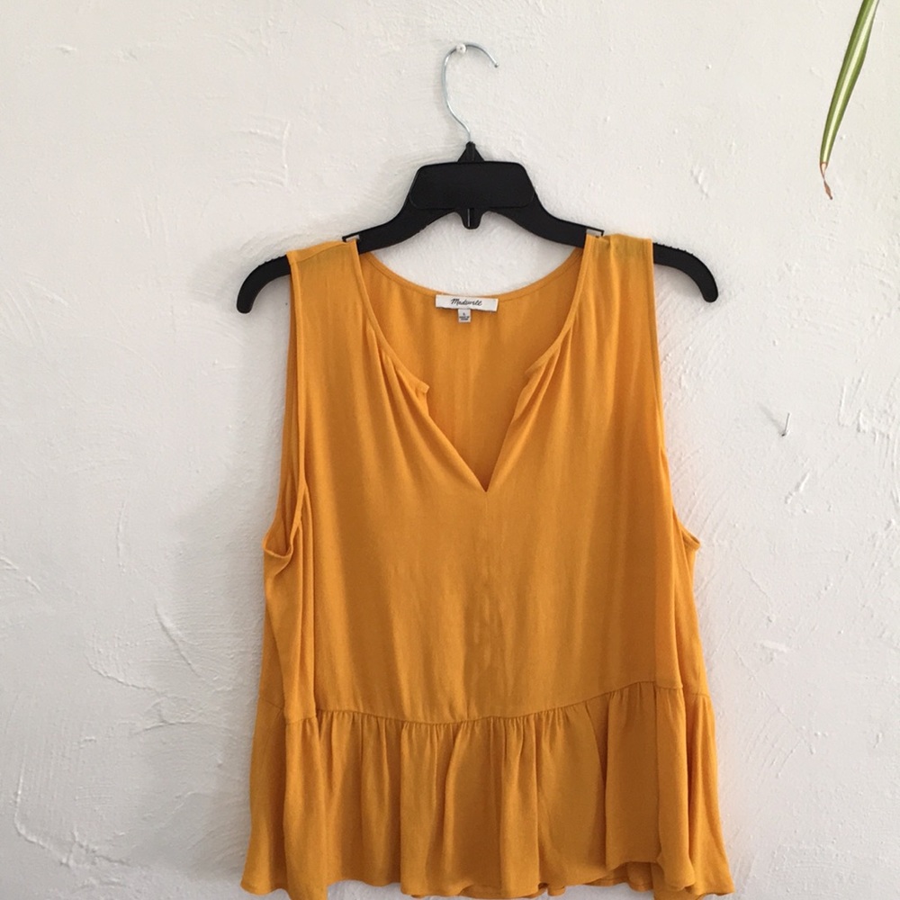 Madewell barely worn yellow short sleeved blouse